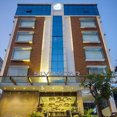 Myspace Hotels Silverstar Bangalore Esterno foto