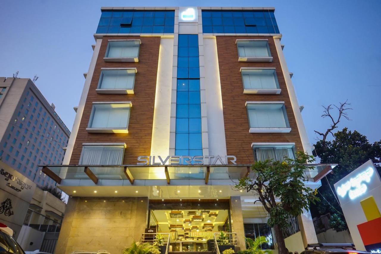 Myspace Hotels Silverstar Bangalore Esterno foto